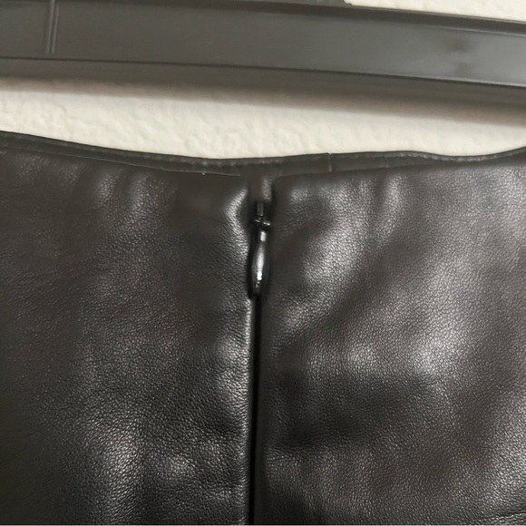 TALBOTS Black Luxe Genuine Leather Pencil Skirt Size 8 EUC (Worn Once) - Picture 4 of 9